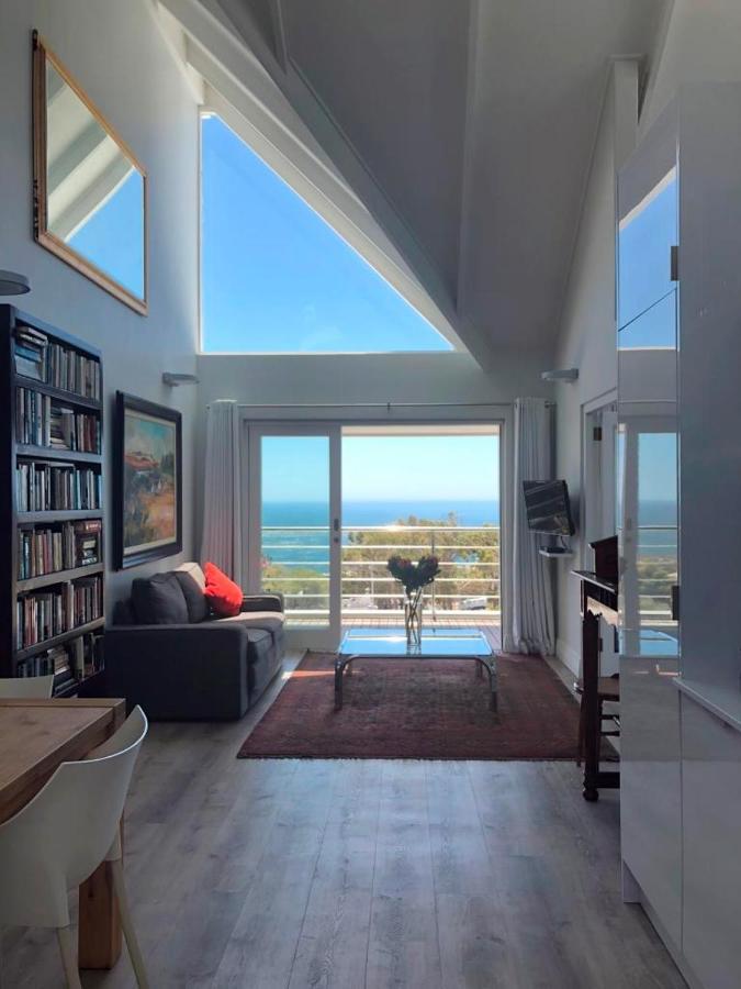 Camps Bay Loft With Stunning Mountain And Ocean Views Apartment Cape Town Exterior foto